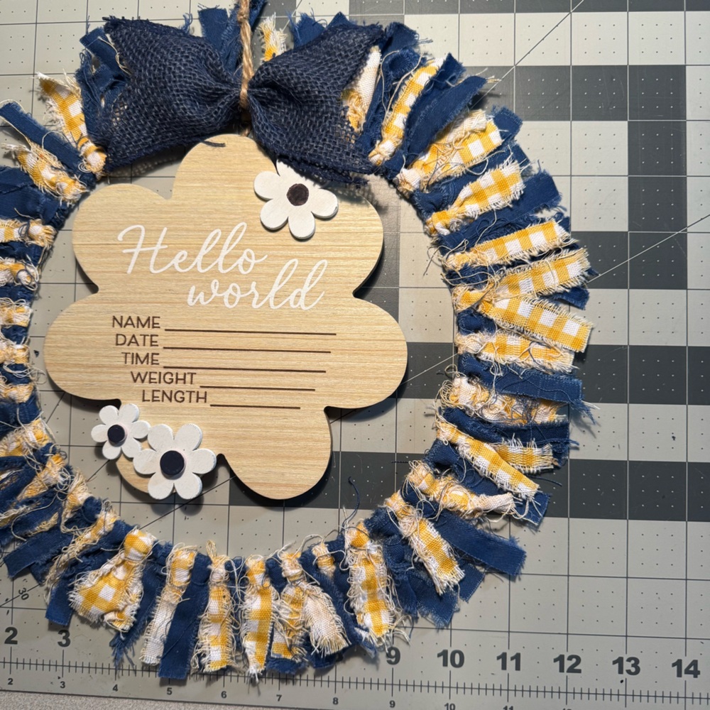 NEW Handmade Baby Canvas Rag Wreath - Picture 4 of 4